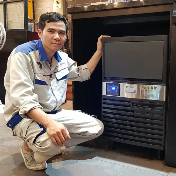 Lựa chọn máy làm đá mới chính hãng để đảm bảo quyền lợi