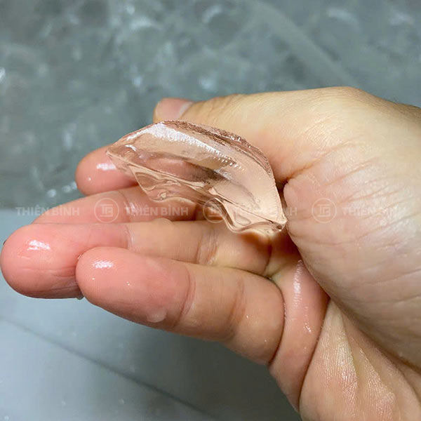 Máy làm đá viên hình bán nguyệt